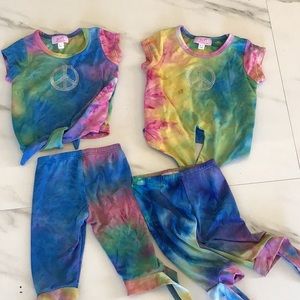 Bundle two sofi sets